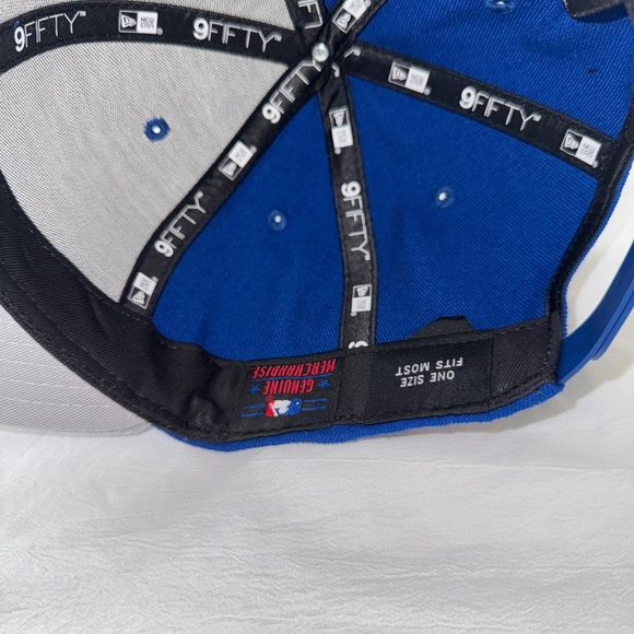 New Era Toronto Boue Jays Blue and Gray Snapback Cap - Picture 5 of 6